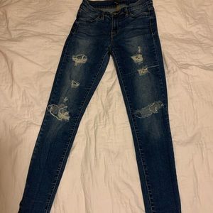 KENDALL & KYLIE SKINNY JEANS!